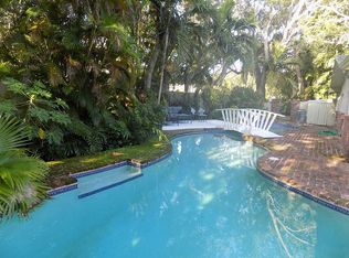 9999 SW 89th Ct, Miami, FL 33176