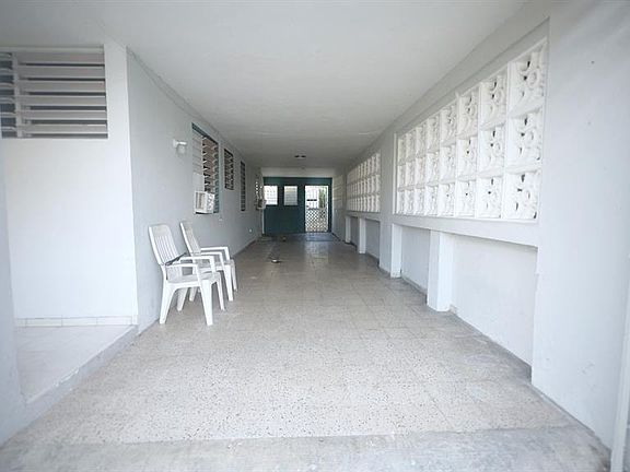 5th image of C 8 Raul De Jesus