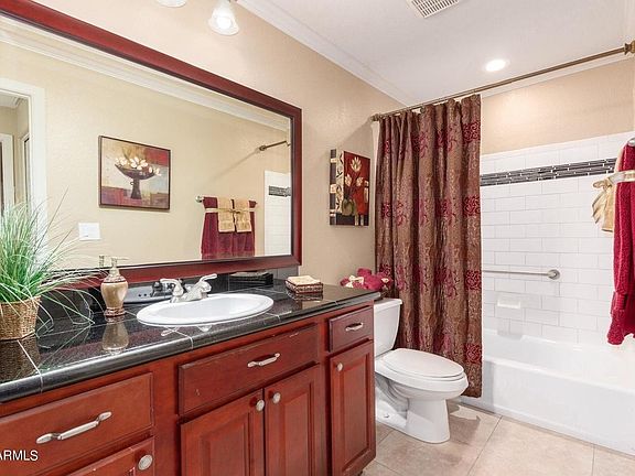 3rd image of 3830 S Lakewood Pkwy #1083
