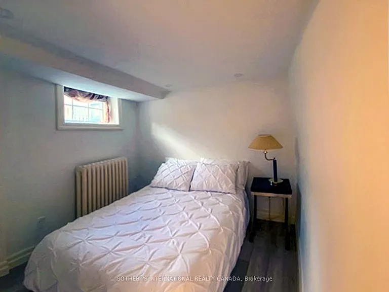 21 Melgund Rd #MAIN LOWER — Photo 17