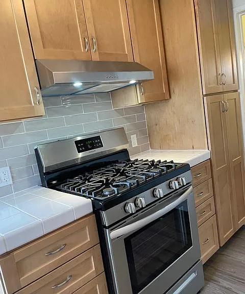2707 Montrose Ave #10 — Photo 14