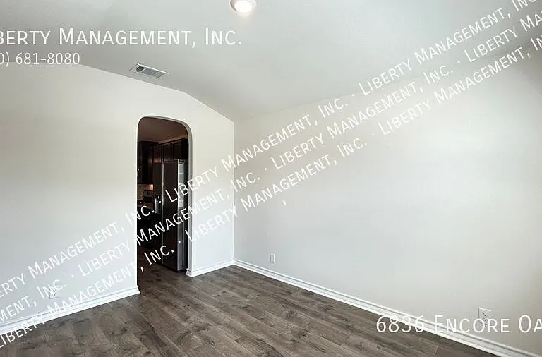 6836 Encore Oaks — Photo 17