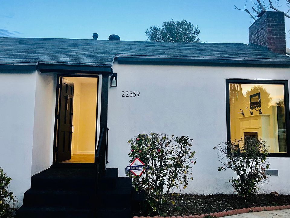 1st image of 22559 Dolorosa St