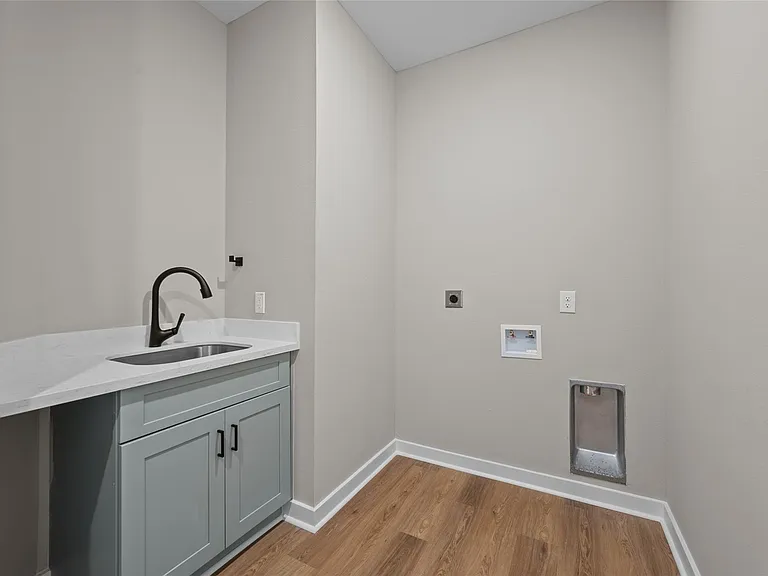 28407 Champion Oaks Dr — Photo 25