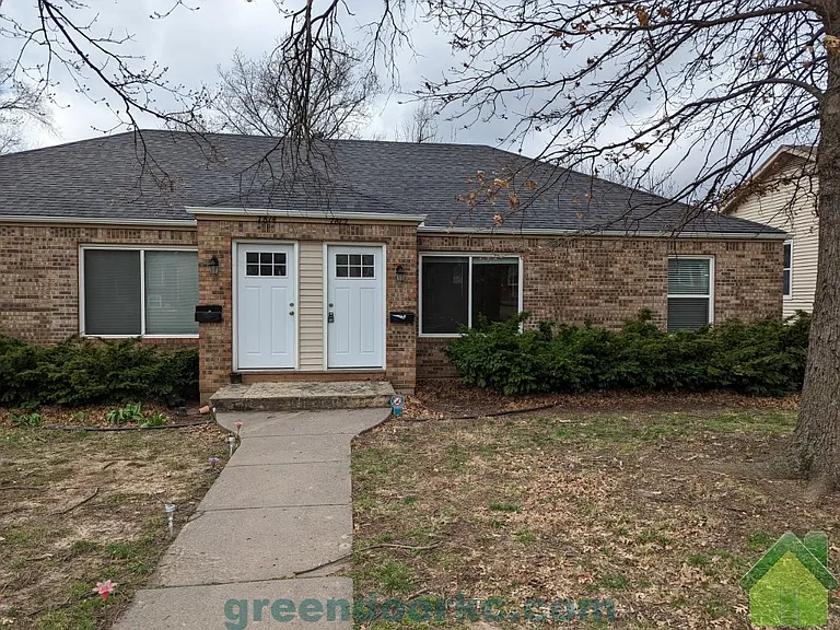 7812 Eby Ln — Photo 1