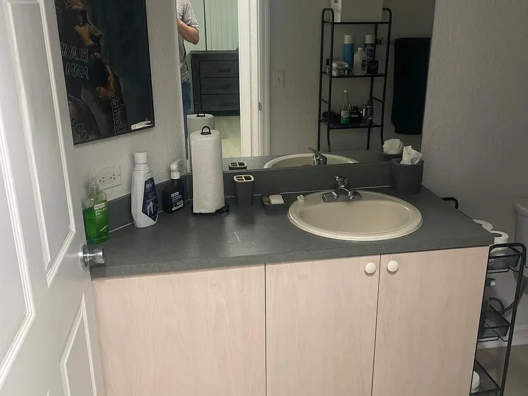 2202 Belmont Ln #2202 — Photo 9