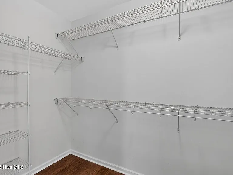 3208 Austin Ave — Photo 14