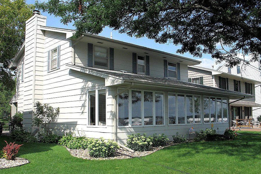 2107 Lakeshore Dr, Okoboji, IA 51351 Zillow