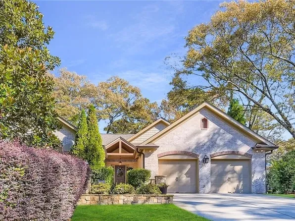 6399 N Hampton Dr, Atlanta, GA 30328