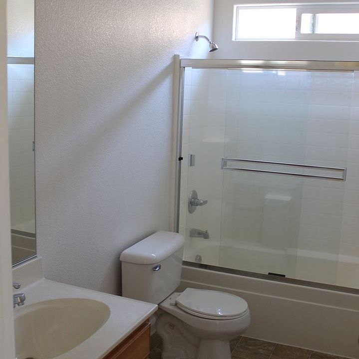 1st image of 10820 Peony Place Dr