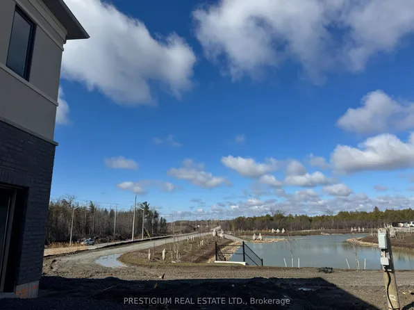 1400 19th Ave, Richmond Hill, ON L4S 1N7