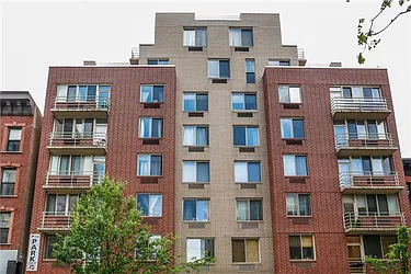 Sold by Avenue Sotheby's International Realty
