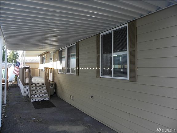 2nd image of 1316 91st Ave SE Unit 5