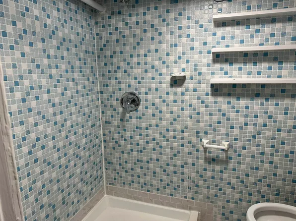 64-47 Austin Street image 8 of 21