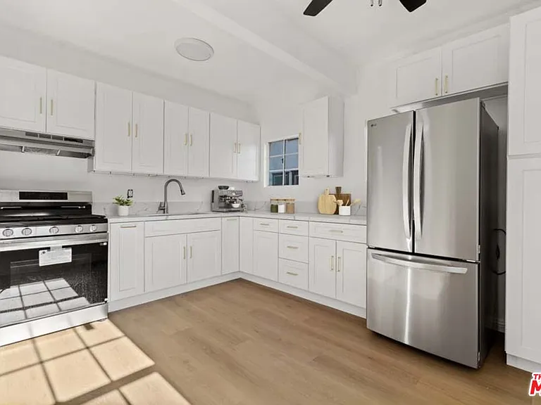 1125 S Lake St #3 — Photo 5