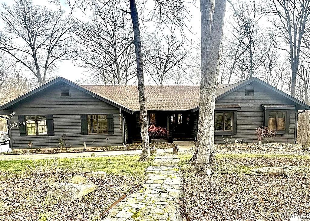 35 Greenview Dr photo 1