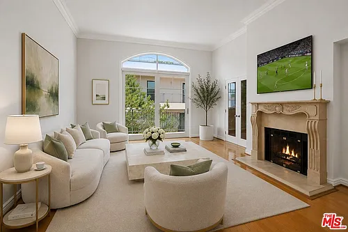 430 N Oakhurst Dr #Penthouse 406 Photo 1