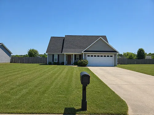108 Cherry Grove Dr Photo 1