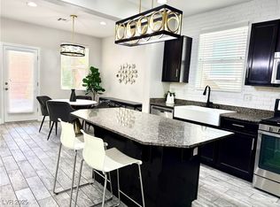 10841 Hunters Green Ave, Las Vegas, NV 89166