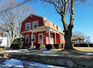 18 Harbour Ave, West Warwick, RI 02893