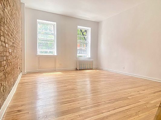 1st image of 139 E 13th St APT 2A