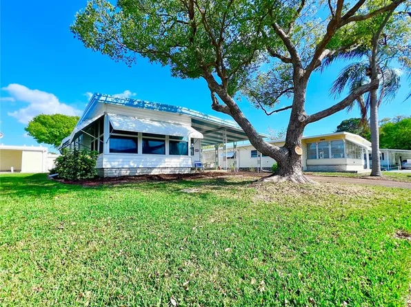 1100 S Belcher Rd #720, Largo, FL 33771