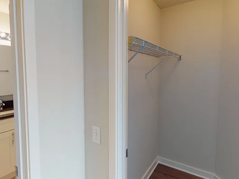 6 W Grand Ave #2201 — Photo 7