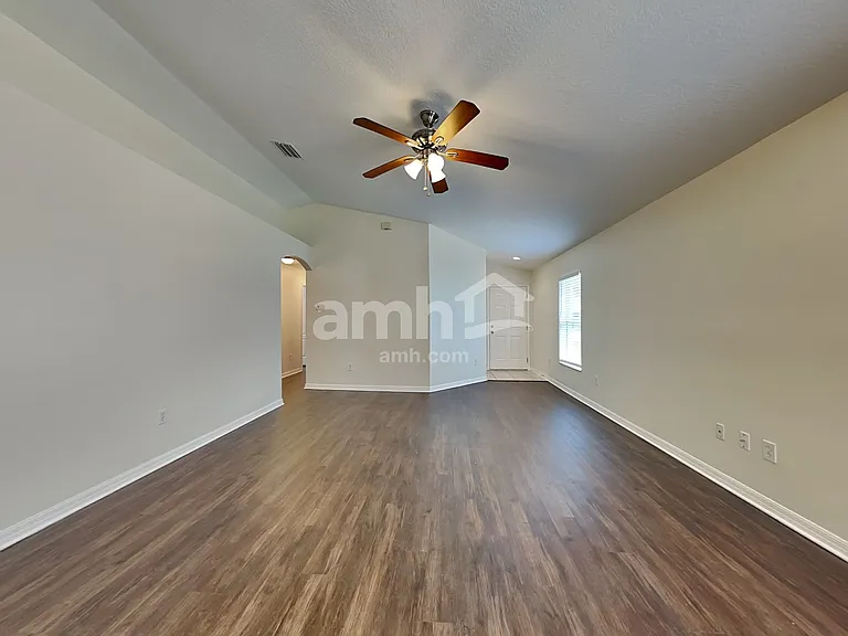 18534 Kentisbury Ct — Photo 4
