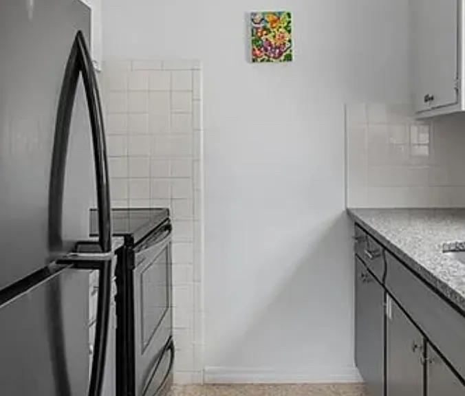 1739 Siesta Dr #2 — Photo 2
