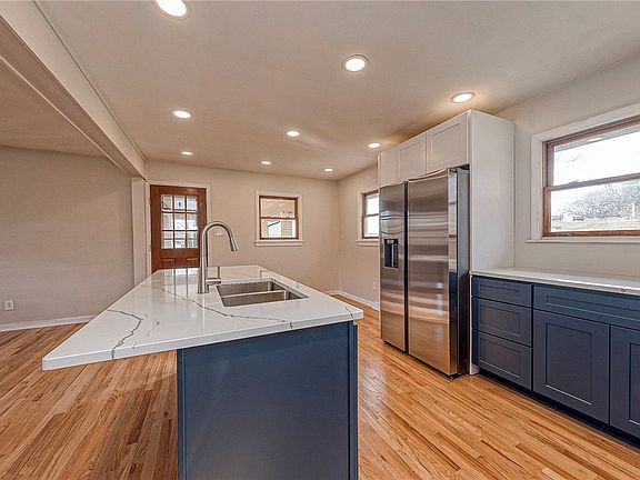 5th image of 204 Marburger Rd