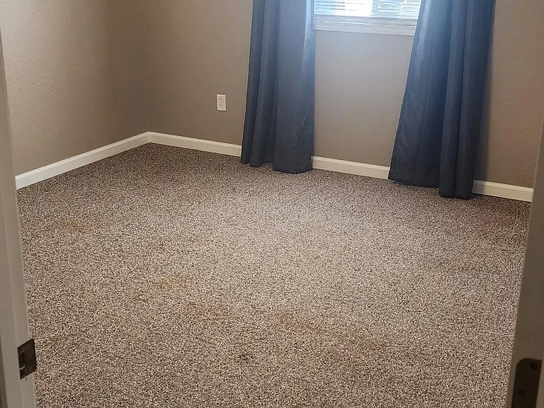 Master Bedroom - Connecting to Master Bath