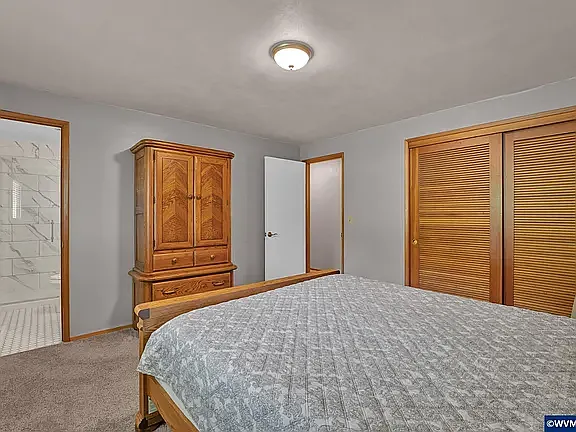 5 bed, 2594 sqft, $1,500 — Photo 2