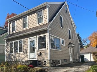 65 Camden St, Rochester, NY 14612