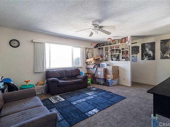 3rd image of 14945 Anacapa Rd