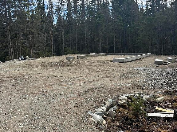 4th image of 62 Yoho Head Road