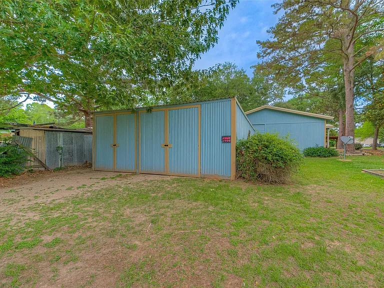 104 W Paradise Dr — Photo 15