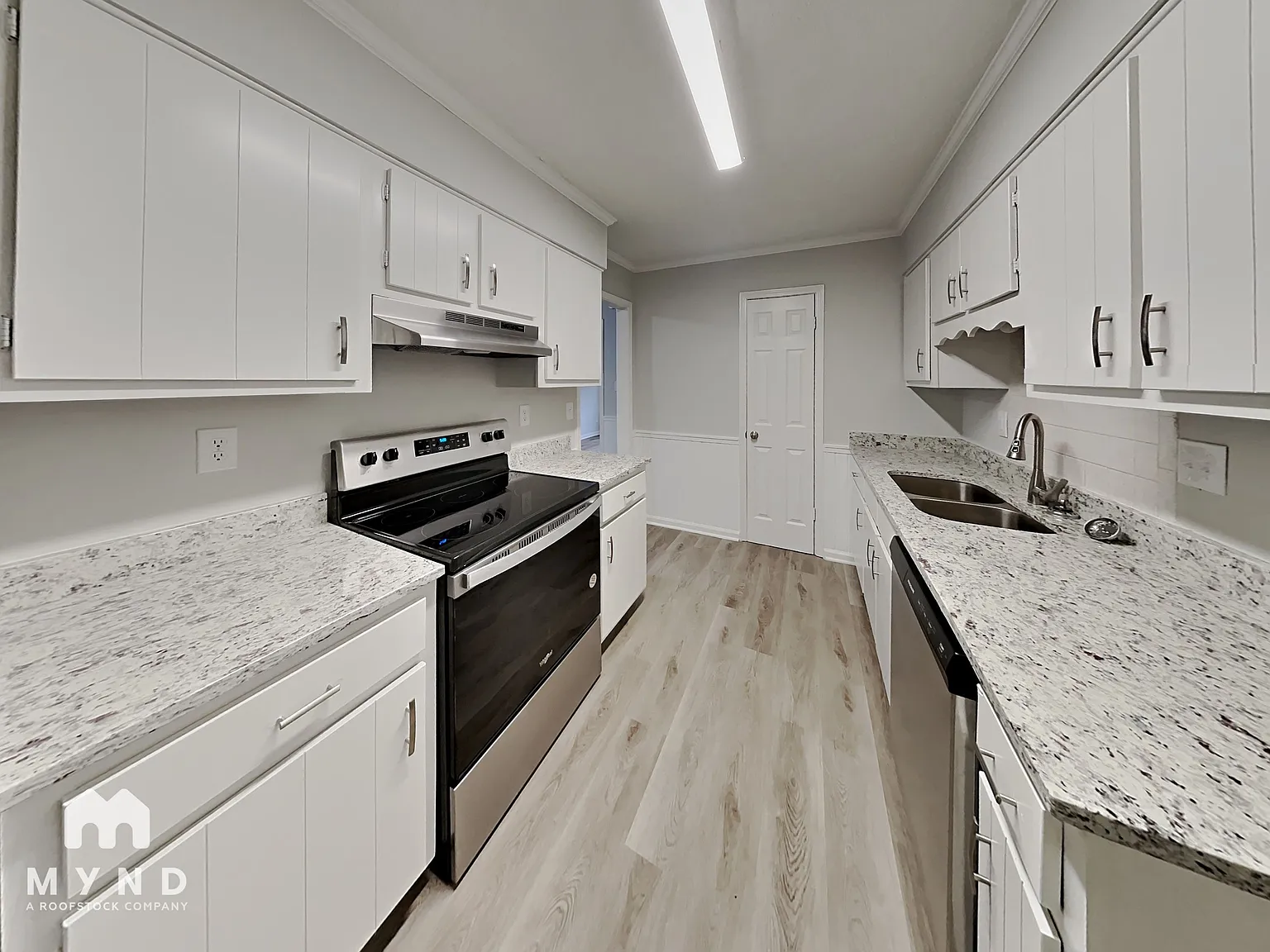3 bed, 2.0 bath, 1113 sqft, $1,480 — Photo 3
