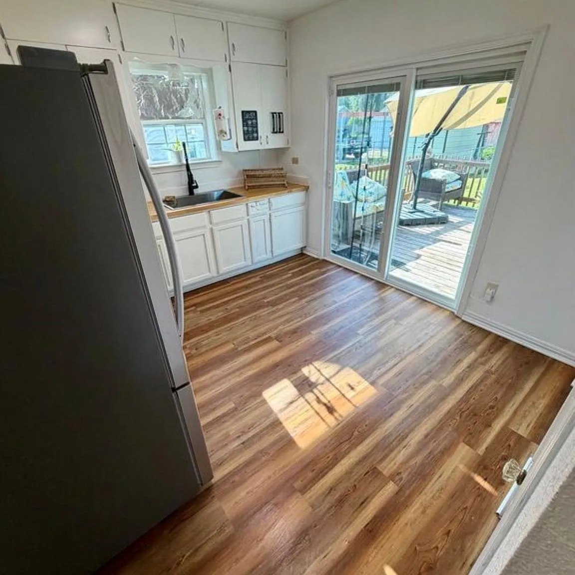 2 bed, 1.0 bath, 996 sqft, $1,600 — Photo 3