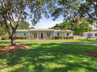 6200 SW 123rd Ter, Pinecrest, FL 33156