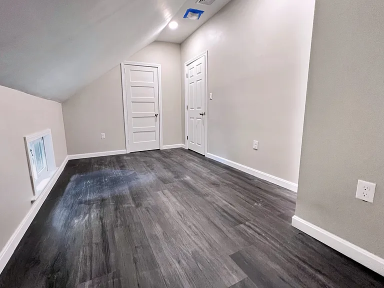 907 Rock St #3 — Photo 13