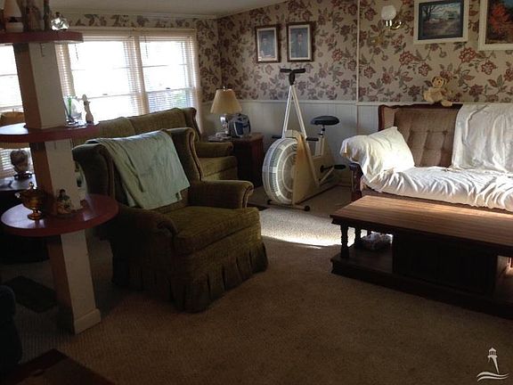 5th image of 4474 Oakcrest Drive SE