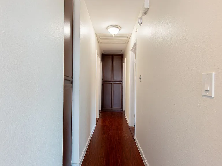 1319 Grand Ave — Photo 7