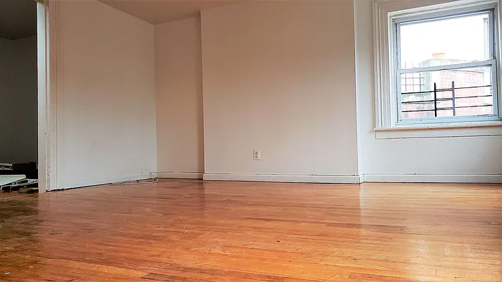 Rented by ZealEstate Group Inc | media 78