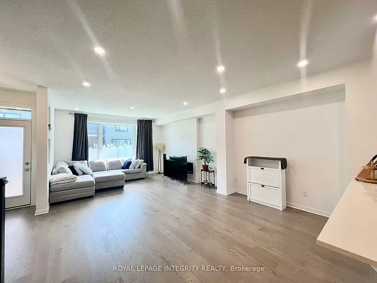 874 Paseana Pl — Photo 11
