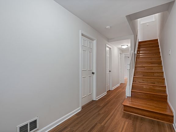 4th image of 7782 Marshall Heights Ct