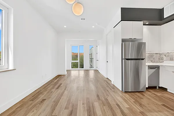 Rented by Rentopia | media 2