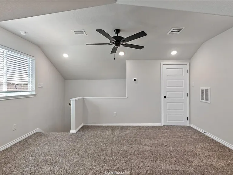 3429 Omaha Ct — Photo 25