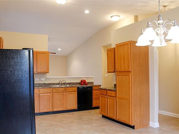 4th image of 12421 Hawks Landing Dr