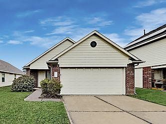 1st image of 863 Doskocil Dr