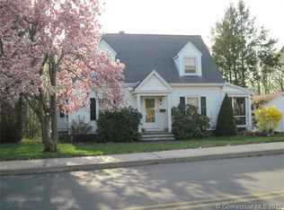 202 Old Turnpike Rd, Plantsville, CT 06489